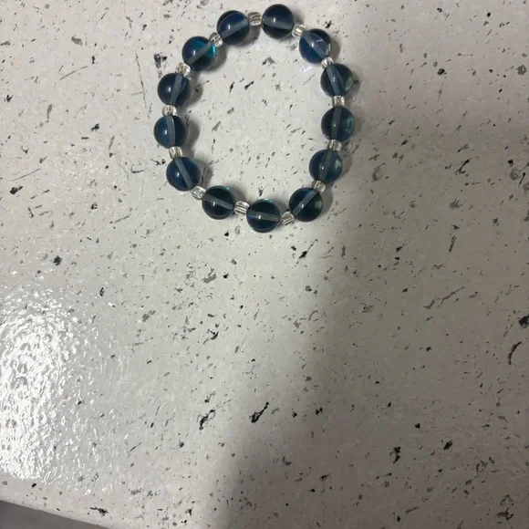 Handmade Chic Blue and White Beaded Energy balanced Bracelet Set. Free item incl - Picture 6 of 7